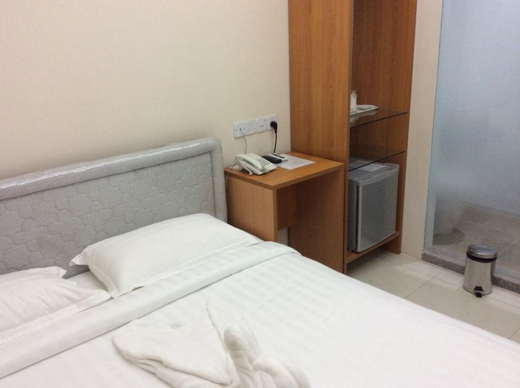 Star Max Hotel Yangon Rum bild