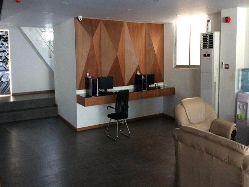 Star Max Hotel Yangon Exteriör bild